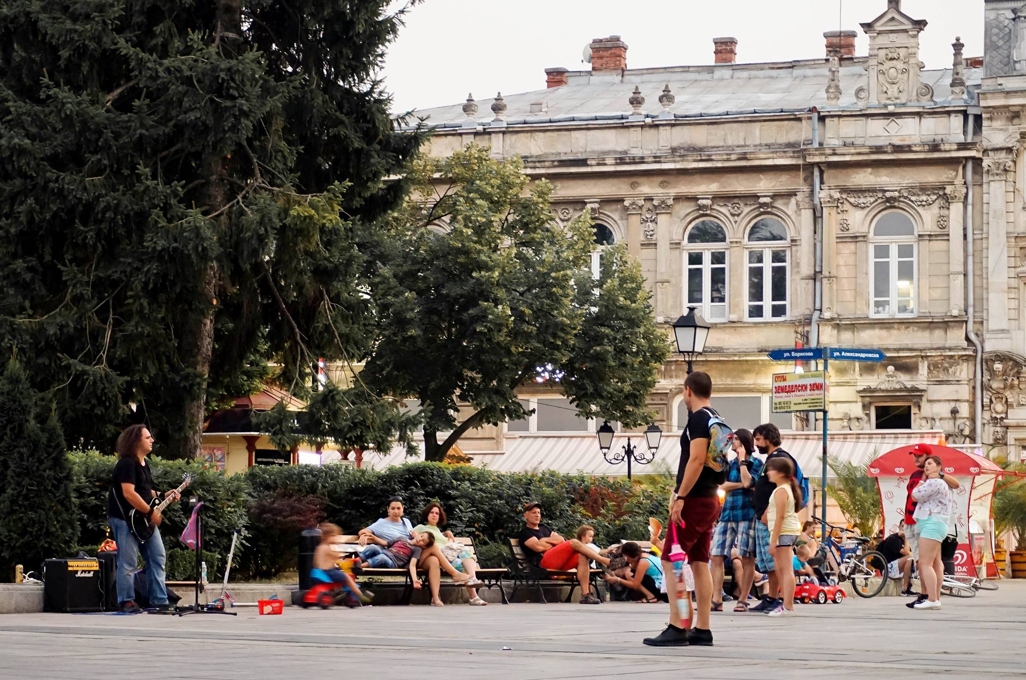 Презареждане – Пътепис на един уличен музикант в общината